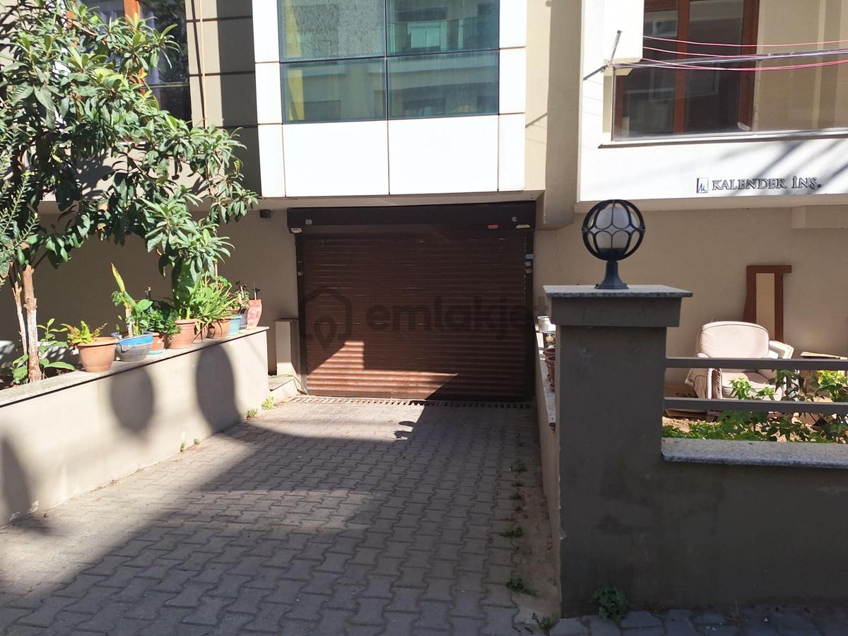 Dedebaşında Balkonlu, Geniş, Kapalı Mutfak 1+1 Daire - 3