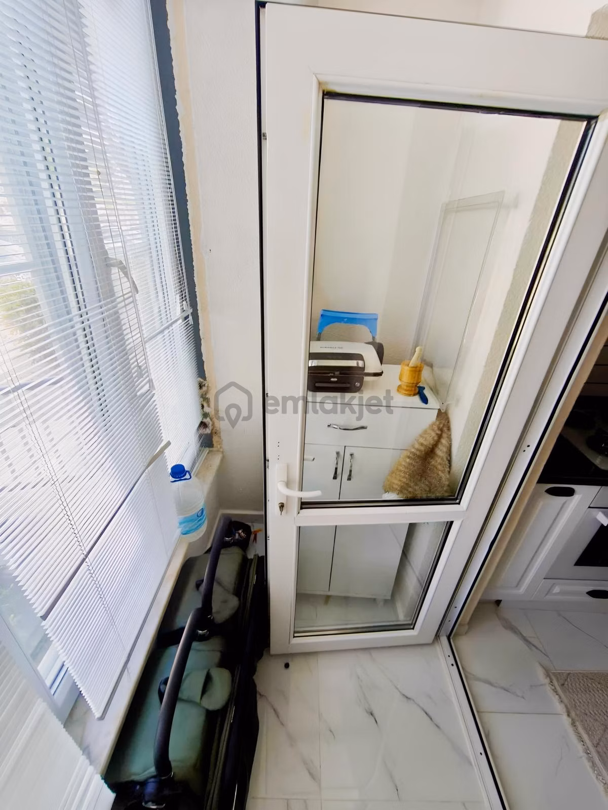Kayaşehir 8.bölgede Satılık Full Tadilatlı Daire - 10