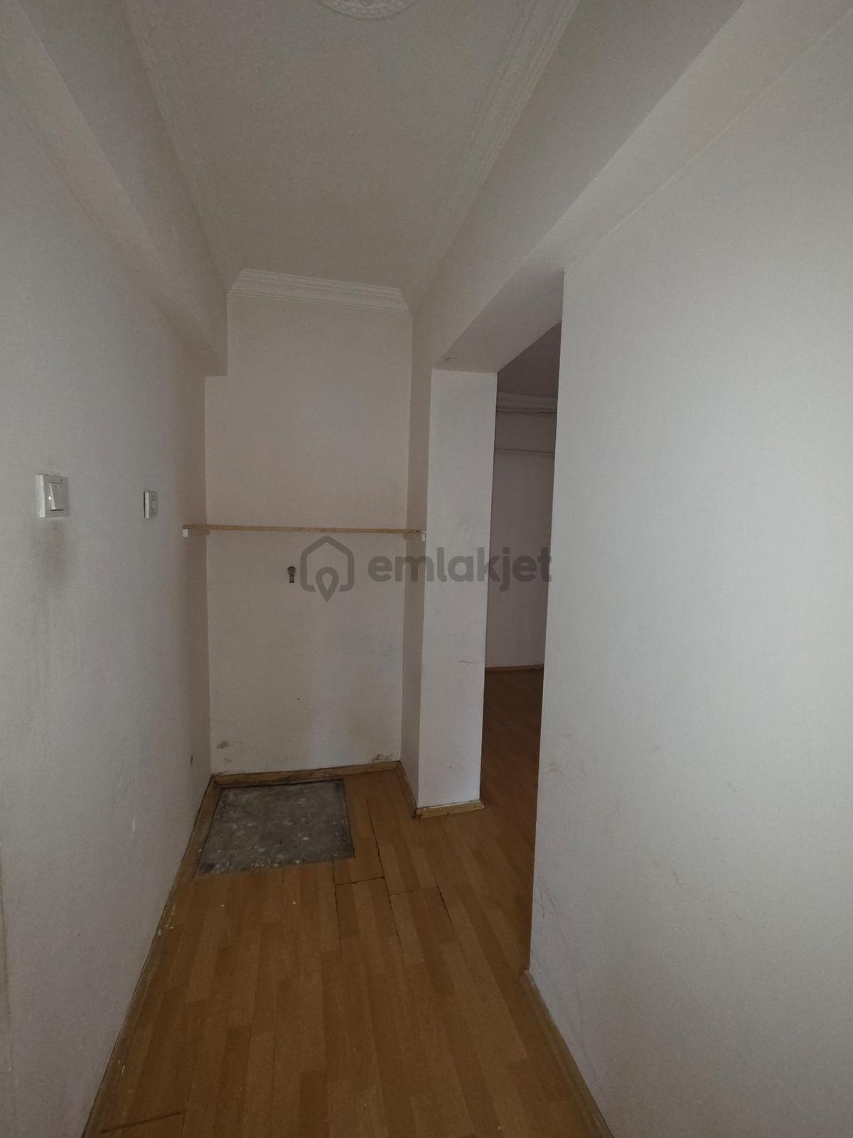 Ankara Sincan Mareşalda 3+1 Katta Kiralık Daire - 18