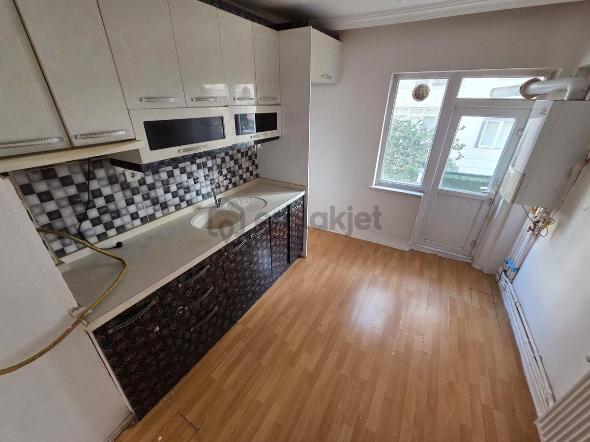 Ankara Sincan Mareşalda 3+1 Katta Kiralık Daire - 17