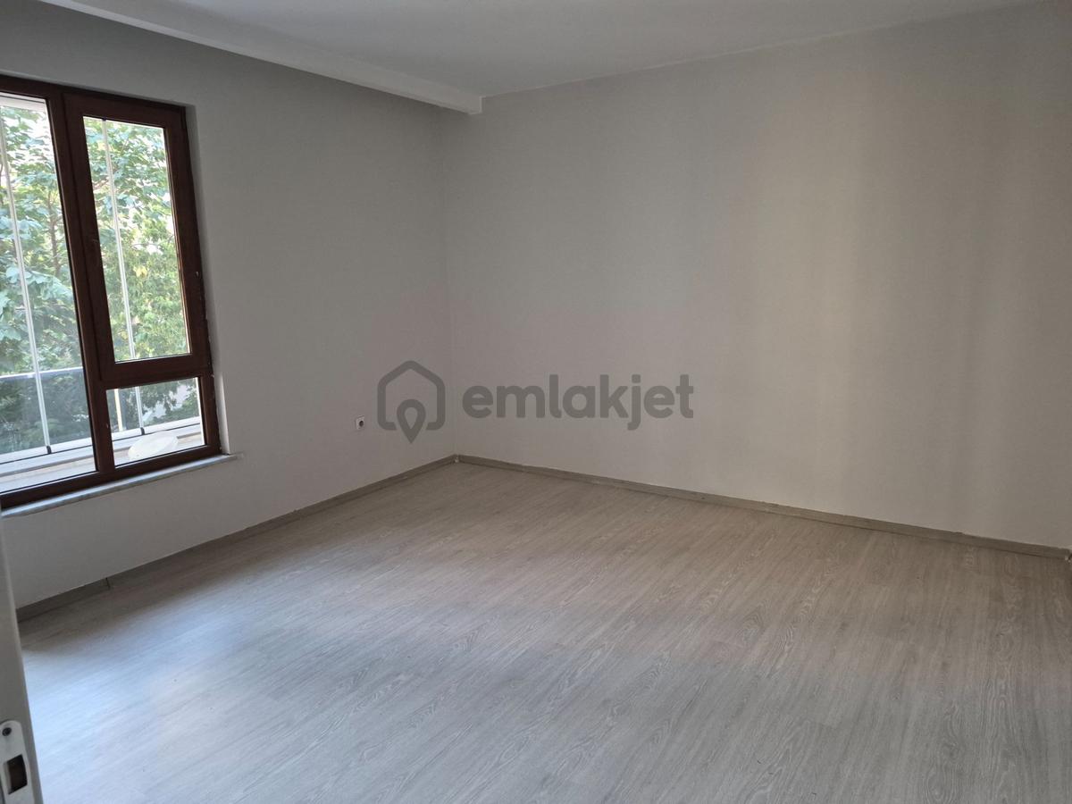 Sahibinden Meram Alpaslan Mahallesi'nde 3+1 Kiralık Daire - 4