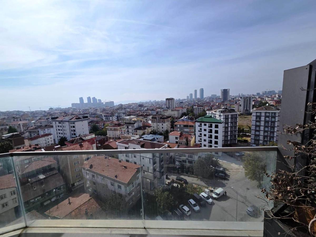 Daire Kartal Projesi 55m2 Deniz Manzaralı Balkonlu Kiralık 1+1