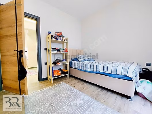Doğalgazlı Ve Havuzlu Sitede Geniş 3+1 Daire - 17