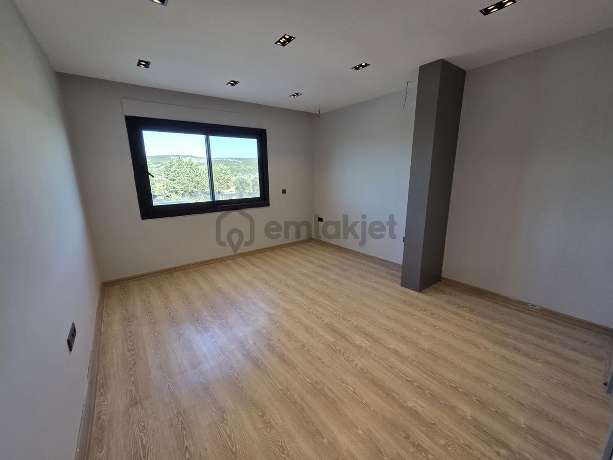 Urla Kuşçularda Ayrıcalıklı Ve Tam Müstakil Villa - 33