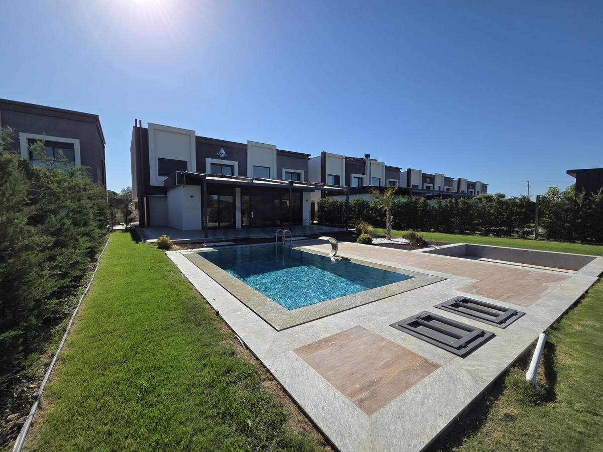 Urla Kuşçularda Ayrıcalıklı Ve Tam Müstakil Villa - 6