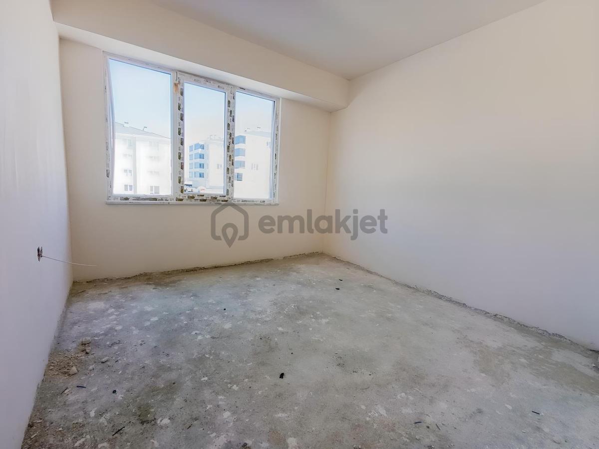 Kökoğlu'ndan Cadde Üzerinde Sıfır Lüks 3+1 Daire - 10