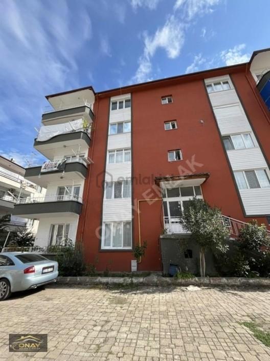 Onay Emlak'tan Ellibeşevler'de 3+1 Satılık Daire