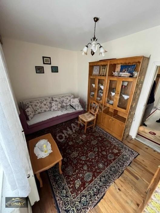 Onay Emlak'tan Ellibeşevler'de 3+1 Satılık Daire - 19
