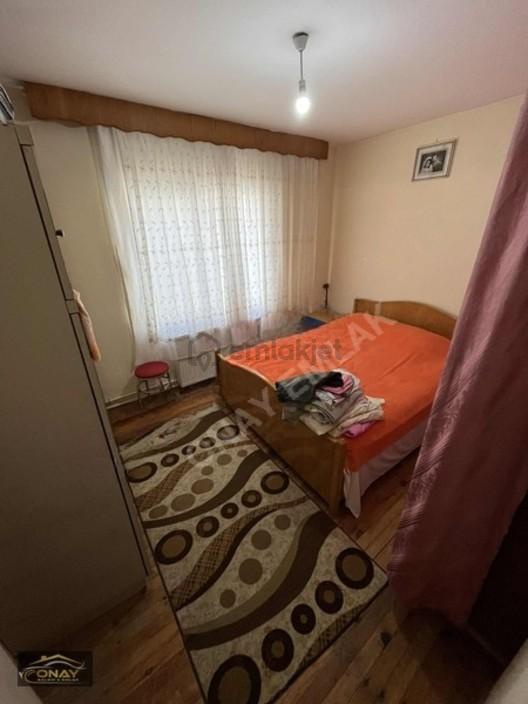 Onay Emlak'tan Ellibeşevler'de 3+1 Satılık Daire - 14