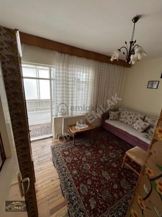 Onay Emlak'tan Ellibeşevler'de 3+1 Satılık Daire - 24