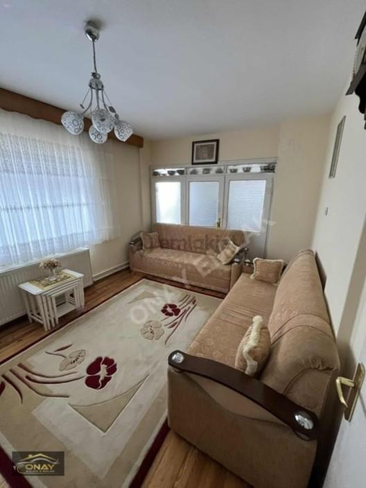 Onay Emlak'tan Ellibeşevler'de 3+1 Satılık Daire - 29