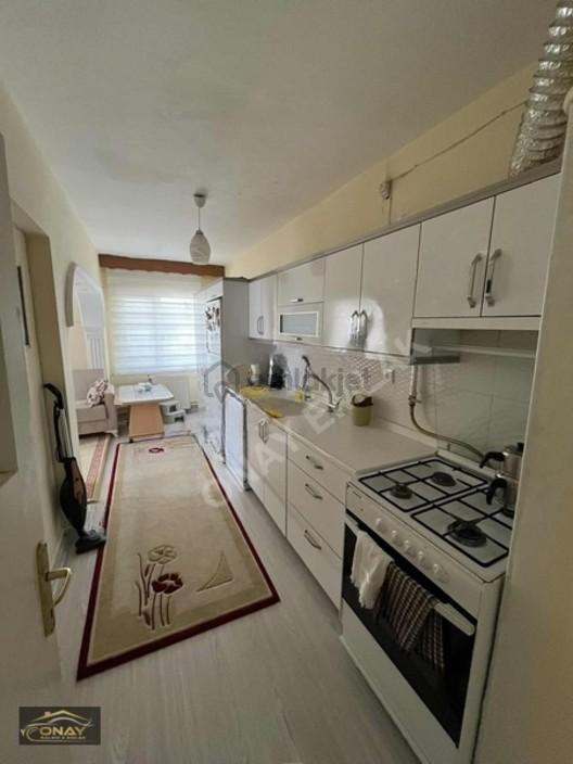 Onay Emlak'tan Ellibeşevler'de 3+1 Satılık Daire - 11