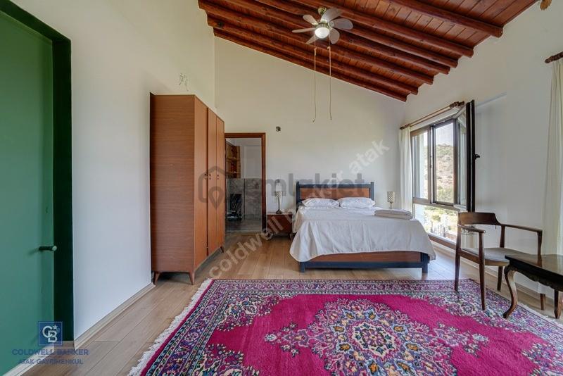 Urla'da 3.110 M² İçinde Eşsiz Taş Malikâne | Konut & Ticari - 31