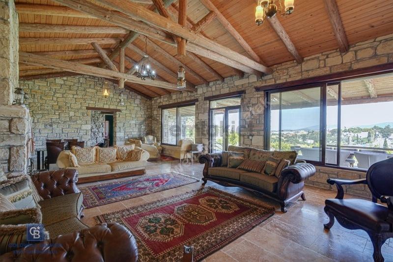Urla'da 3.110 M² İçinde Eşsiz Taş Malikâne | Konut & Ticari - 16