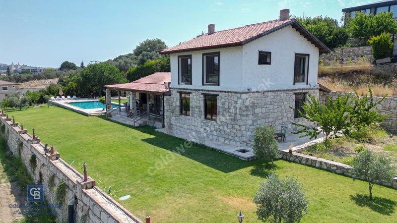 Urla'da 3.110 M² İçinde Eşsiz Taş Malikâne | Konut & Ticari - 12