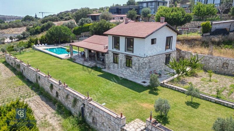 Urla'da 3.110 M² İçinde Eşsiz Taş Malikâne | Konut & Ticari - 11