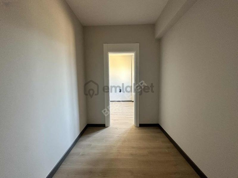 Satılık Giyinme Odalı Genış 2.5+1 Daıre - 12