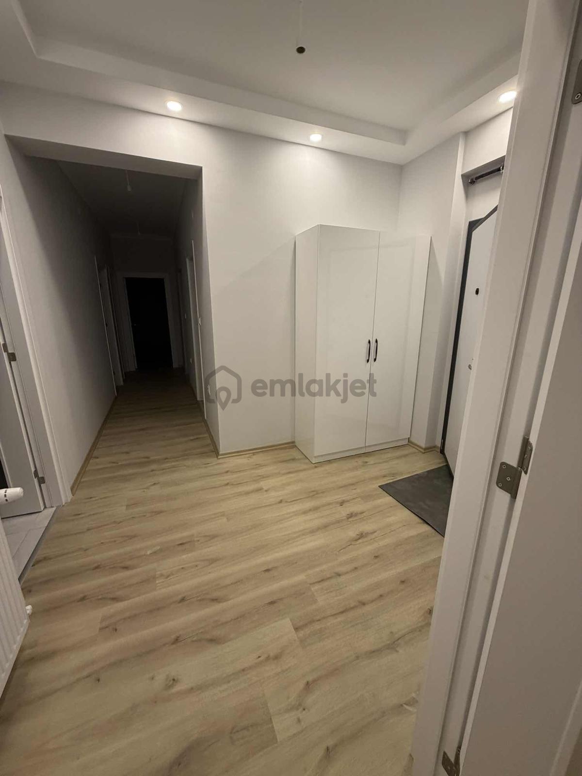 Engin Emlaktan Adak City De Kiralık Daire - 23