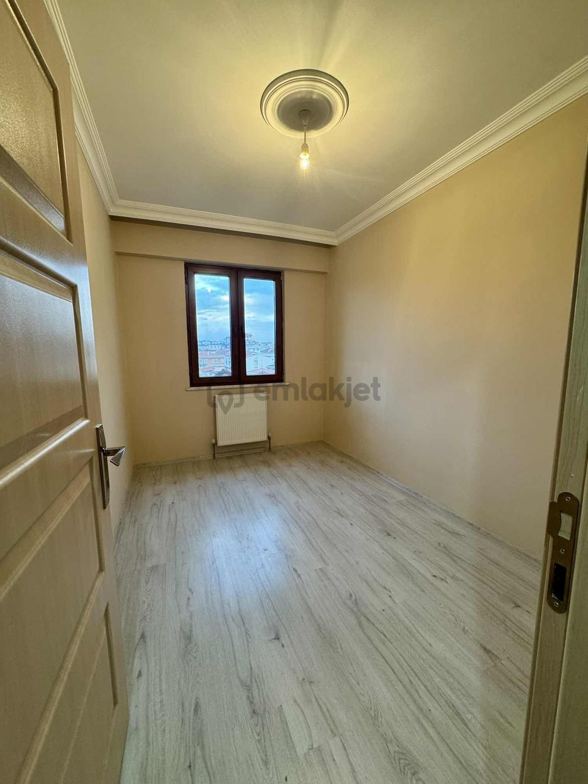 Çamçeşmede Yeni Binada Kiralık 2+1 Daire - 10