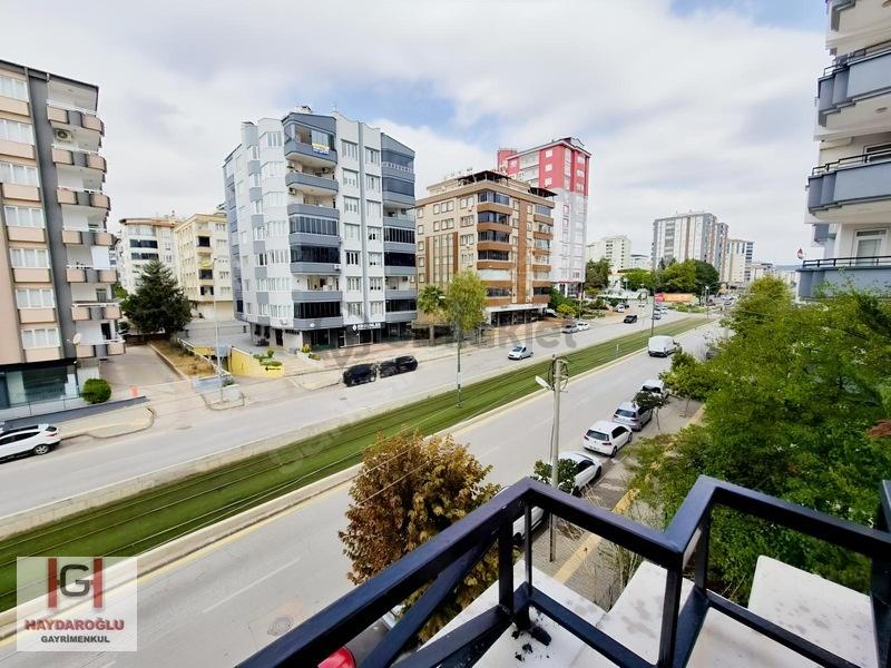İbrahimli Batıkent'de Ana Cadde Üzeri Geniş Satılık 4+1 Daire - 27