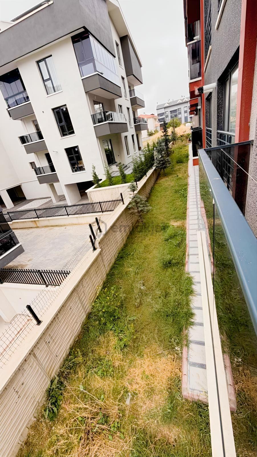 İncek Cadde Yakını Full Mobilyalı 1+1 Site Dairesi - 21