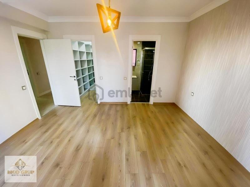 Metro Yakını Boş Kiralık Daire - 26