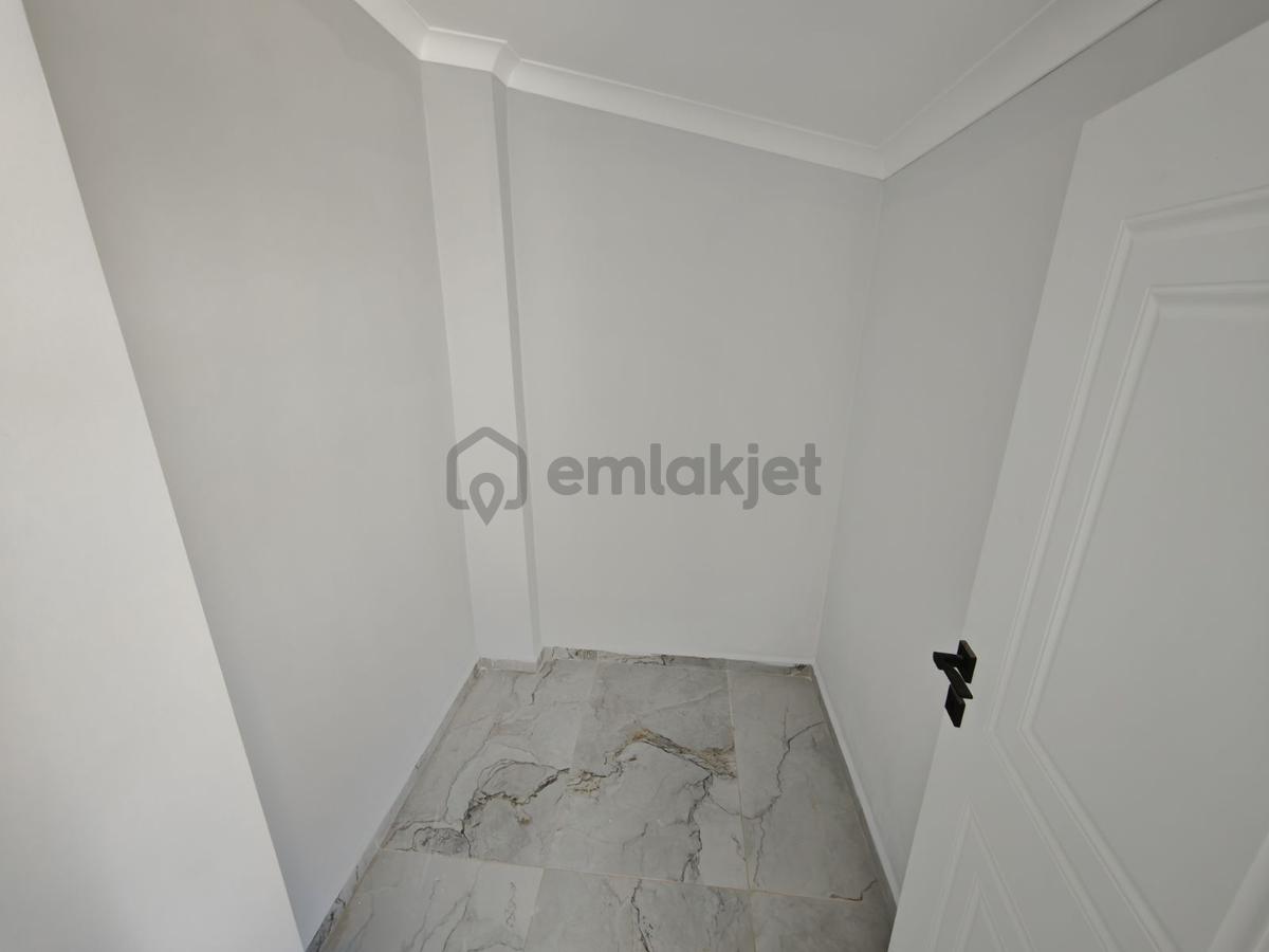 Bahçelievlerde 4+1 Dubleks | 3 Banyo | Geniş Teras | Önü Açık - 30