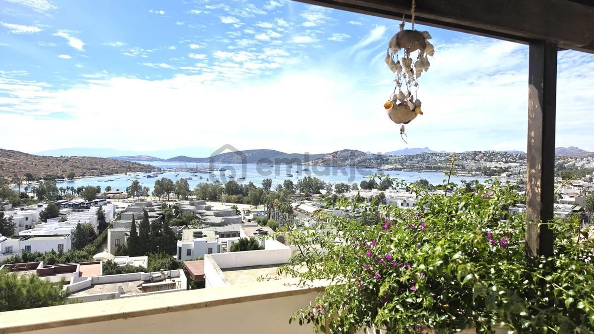 Bodrum Eskiçeşme Deniz Manzaralı Villa