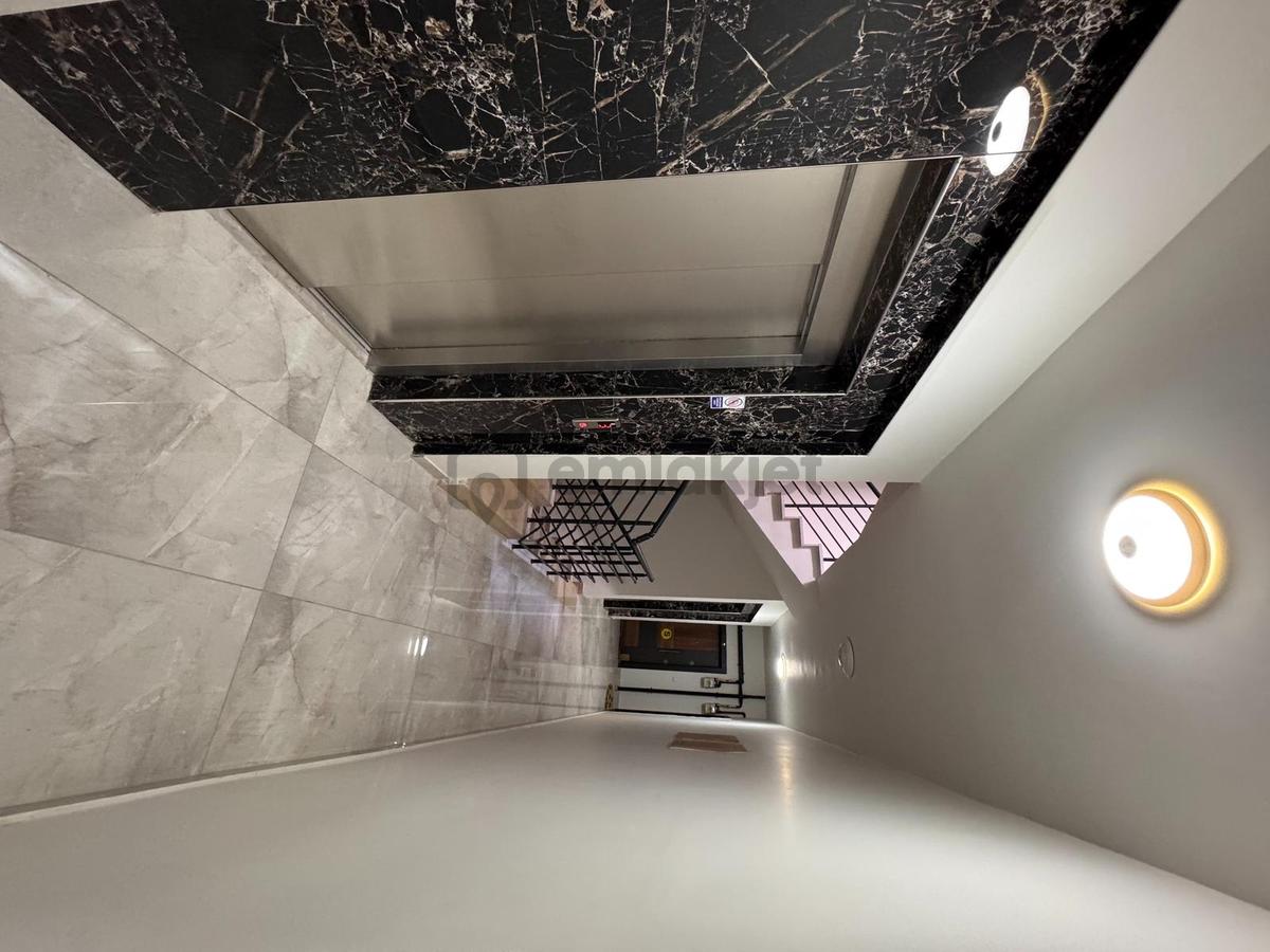 Şanlıbaba Emlak'tan Merkezi Konumda Kiralık 1+1 Daire - 27