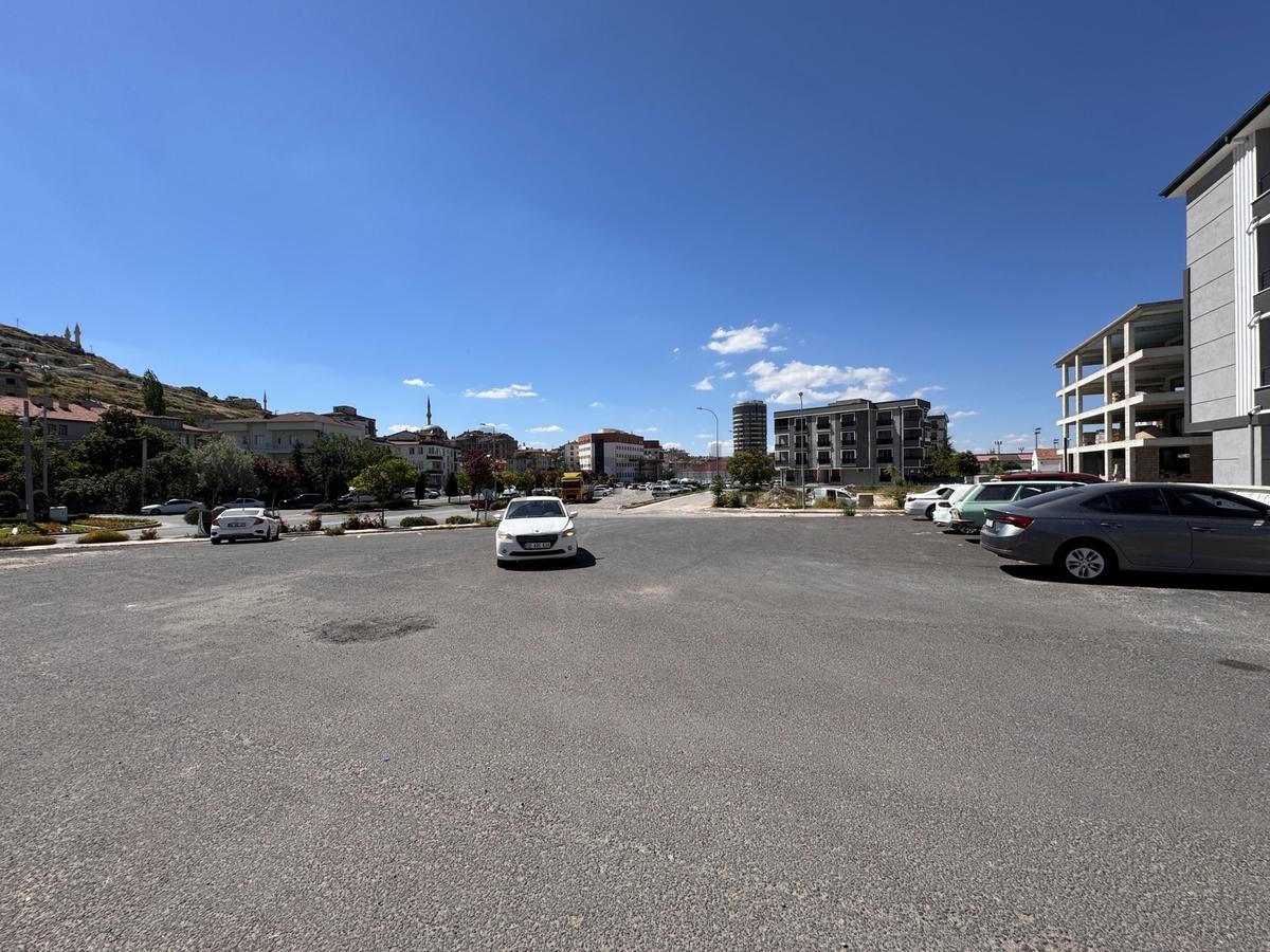 Şanlıbaba Emlak'tan Merkezi Konumda Kiralık 1+1 Daire - 29