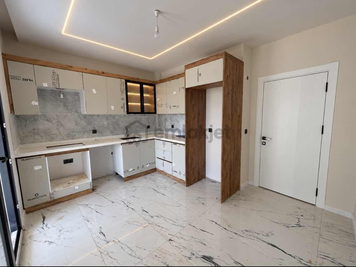Onmax Bademlanında Satılık 2+1 Avantajlı Konumda Lüx Daire - 26