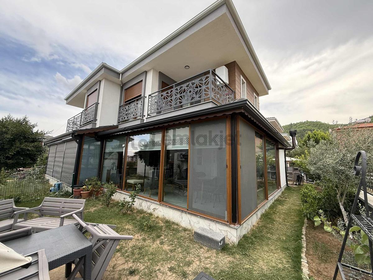 Kuşadası Davutlar Termal Mevkide Satılık 2+1 Villa - 3