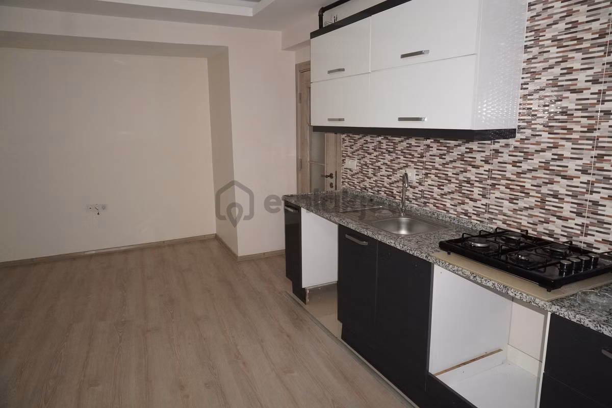 Şirintepe Satılık 2+1 Kapalımutfak Balkonlu+doğalgazlı+asansörlü - 3