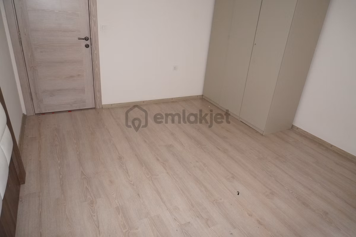 Şirintepe Satılık 2+1 Kapalımutfak Balkonlu+doğalgazlı+asansörlü - 22