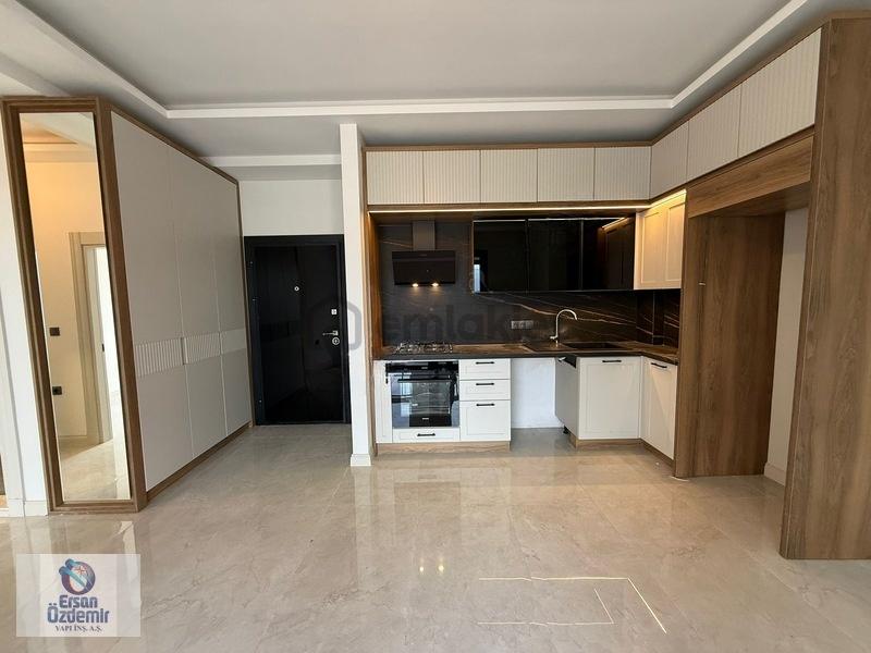 Ersan Özdemirden Denize 50 Mt, Ön Cephe, Ebeveyn Banyolu Lüx 2+1 - 3