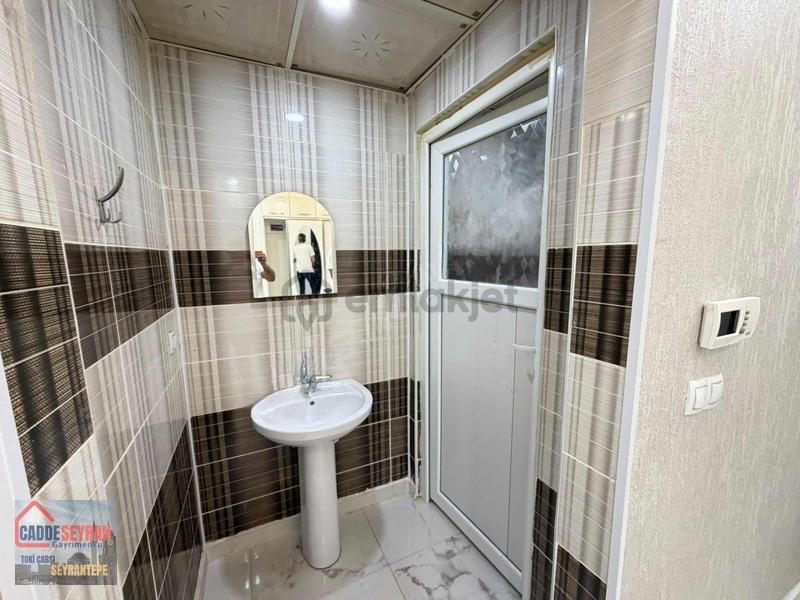 Cadde Seyrandan Satlık 3+1 Ana Cadde Üzerinde - 18