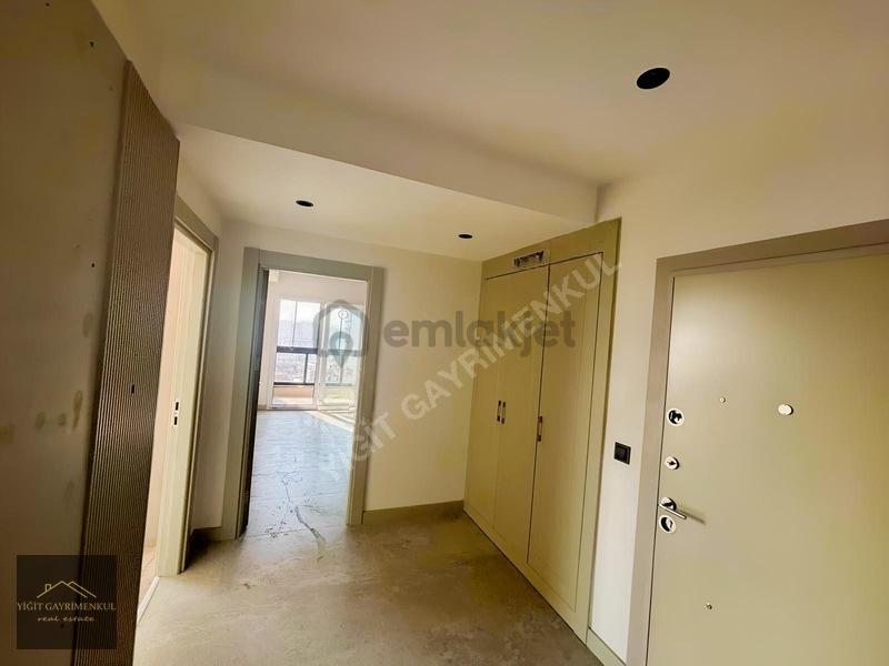 Güneşli Meydanda 3+1 Kiralık Daire - 13