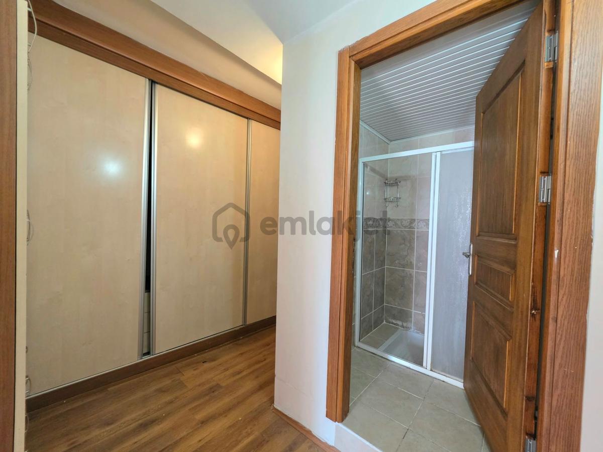 Cadde Üzerinde 215 M² 4+1 Asansörlü 2 Banyolu Giyinme Odalı - 29