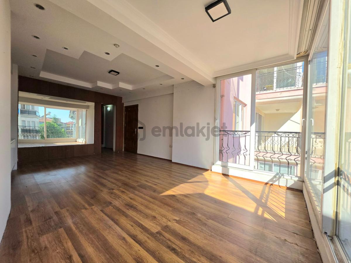 Cadde Üzerinde 215 M² 4+1 Asansörlü 2 Banyolu Giyinme Odalı - 28