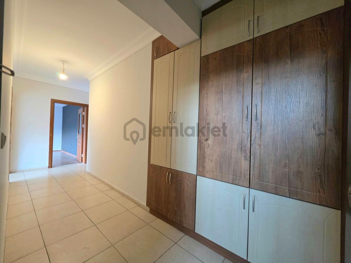 Cadde Üzerinde 215 M² 4+1 Asansörlü 2 Banyolu Giyinme Odalı - 3