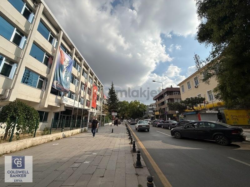 Bahçelievler Azerbaycan Caddesi Satılık 3+1 Kök Tapu Daire - 25