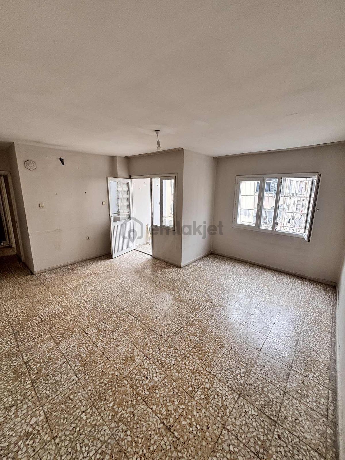 Pınar'da~bulvar~üzeri~az~katlı~site~içerisinde~3+1~kapalı~mutfak - 13