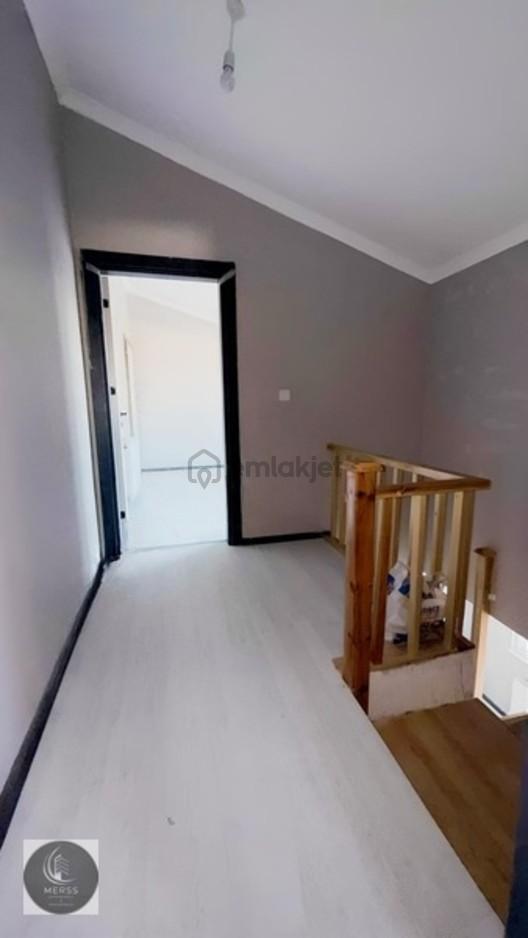 Sultanbeyli Battalgazi De 4+1 Üst Dubleks Daire Satılıktır - 3