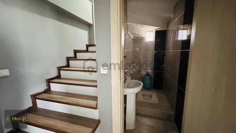 Gündoğdu'da Site İçinde Kiralık 3+1 Çatı Dubleks Daire - 33