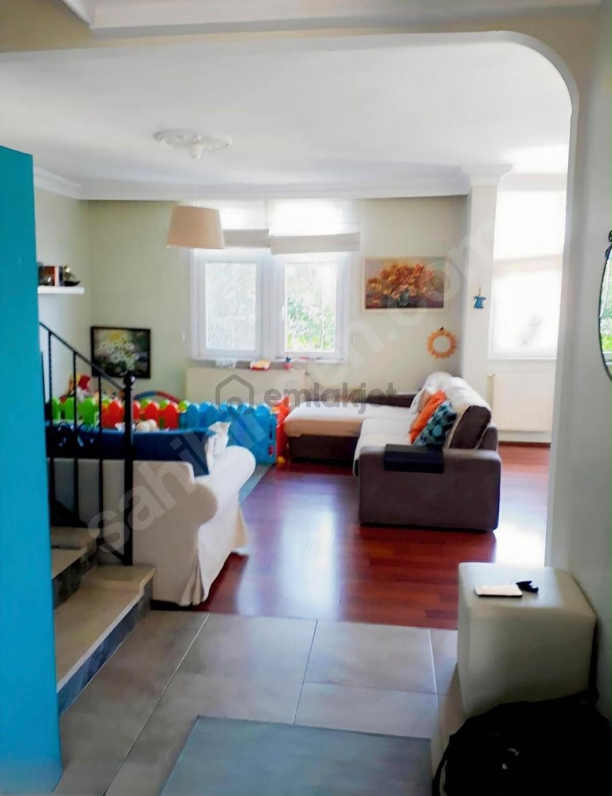 Çengelköy Ata-2 Sitesinde 300 M2 Kiralık Triplex Villa - 19