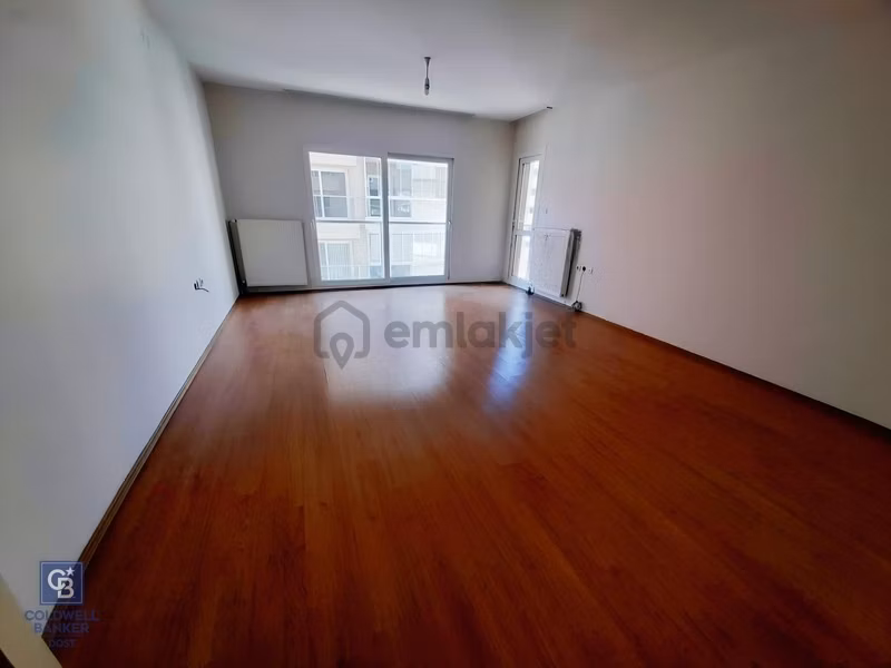 Yenikalede Manzaralı Ferah Ara Kat 3+1 Satılık Daire - 6