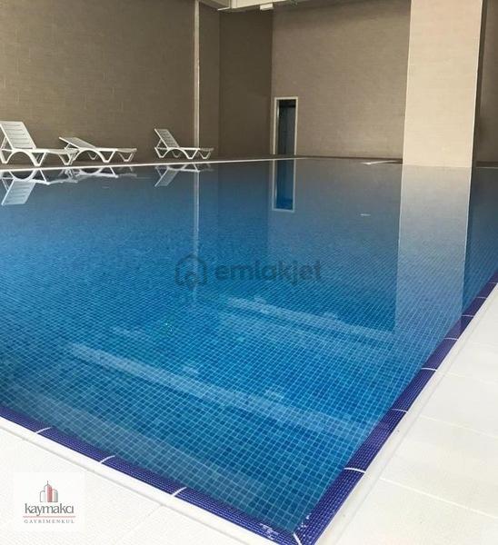 Aris Grand Tower'da - Satılık Teraslı - Büyük M2 - 1+1 Daire - 9