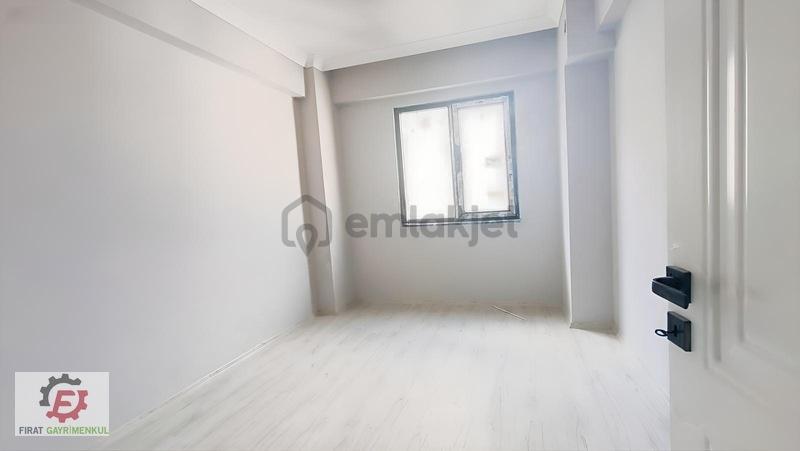 Çayırova İnönü Mah Bosna Cad. 3+1 Satılık Daire - 3