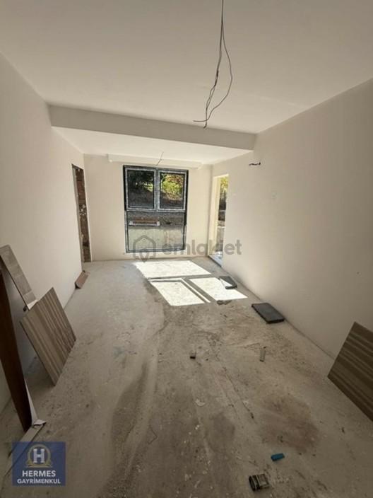 Kurtuluş Mahallesı'nde Satılık 01 + 1 Daıre - 5