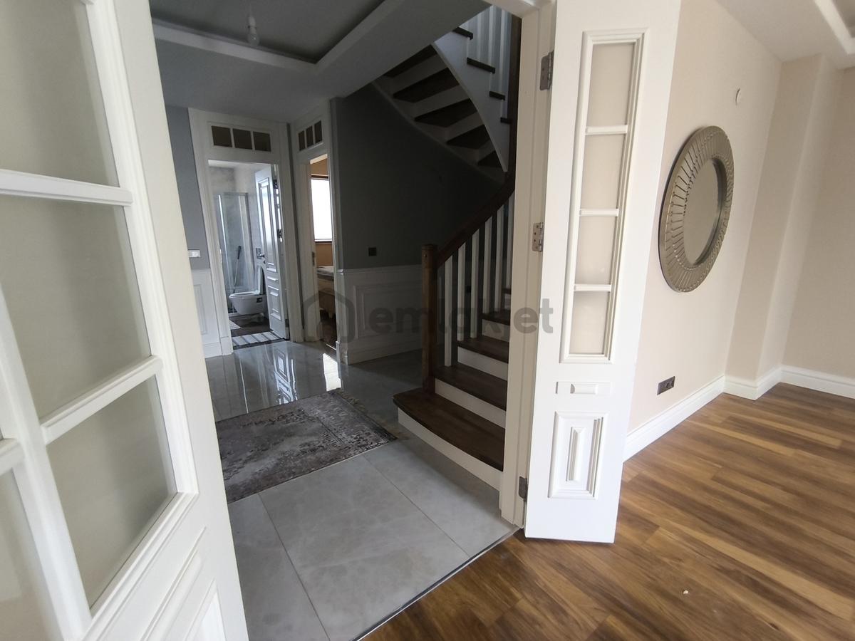 Selimpaşada Site İçinde 2 Katlı Satılık Müstakil Villa - 32